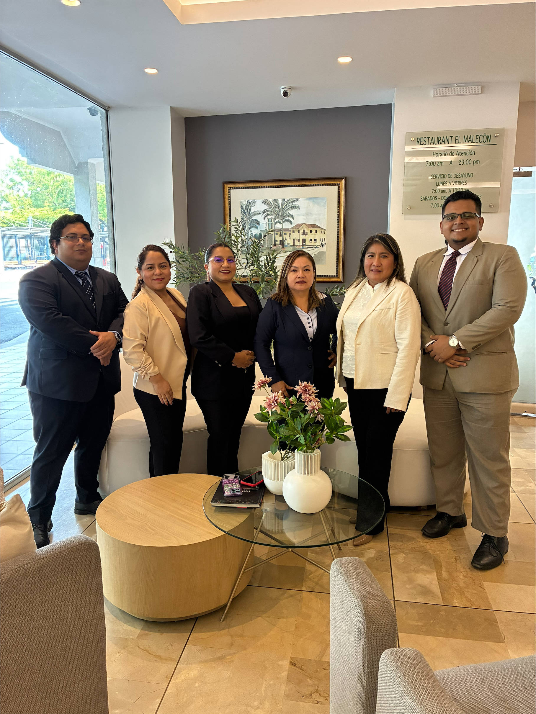 Equipo de Profesionales HLB